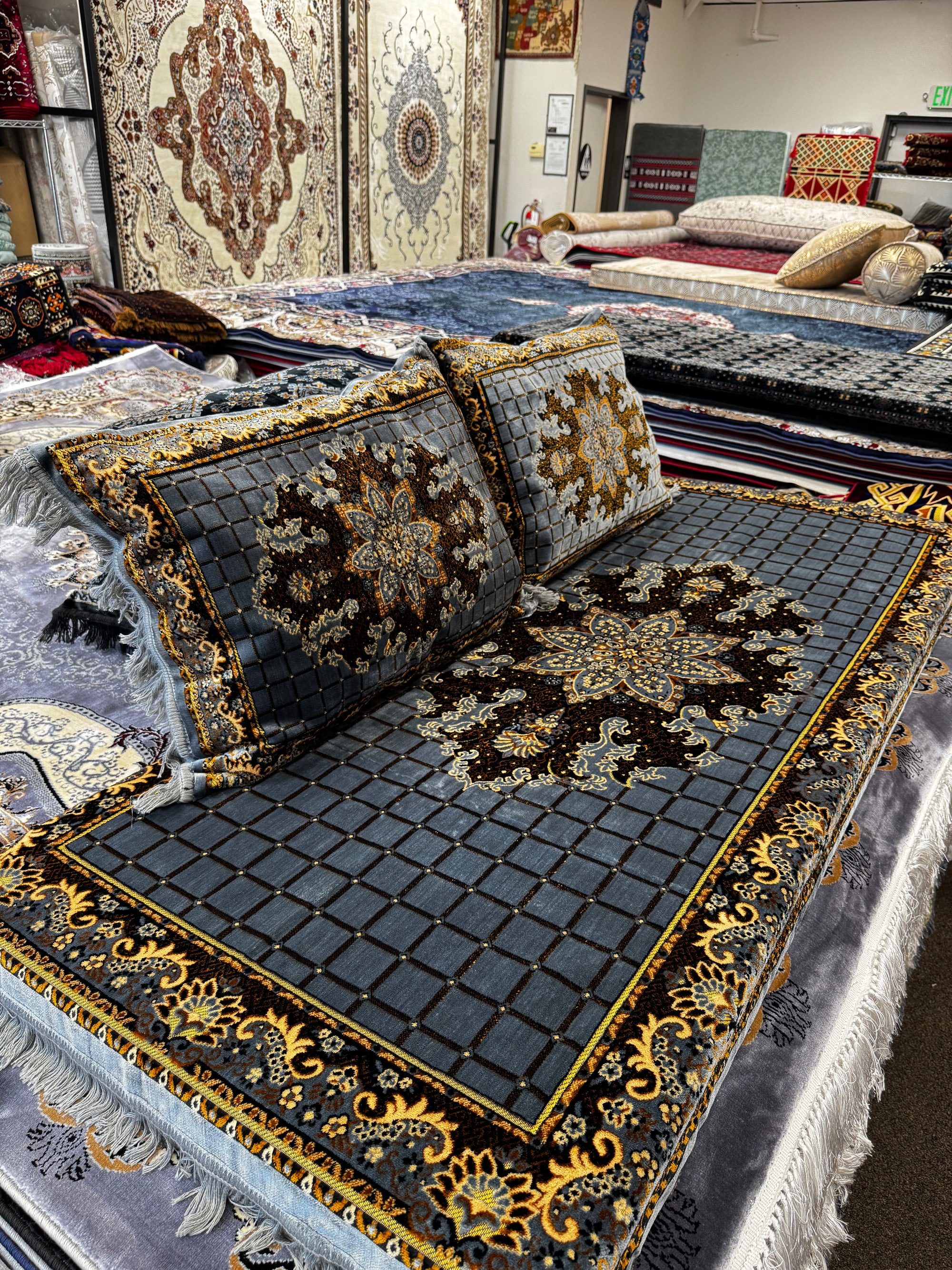Afghan Toshak Turkish Style Traditional Floor Seating