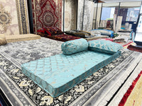نسخة كابولي توشاك V · وسادة أرضية أفغانية