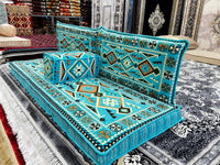 مبل مجلسی عربی فیروزه ای، نشیمن کف عربی، کاناپه عربی، جلسه عربی، مبل کف بالکن، مبلمان اتاق نشیمن عربی