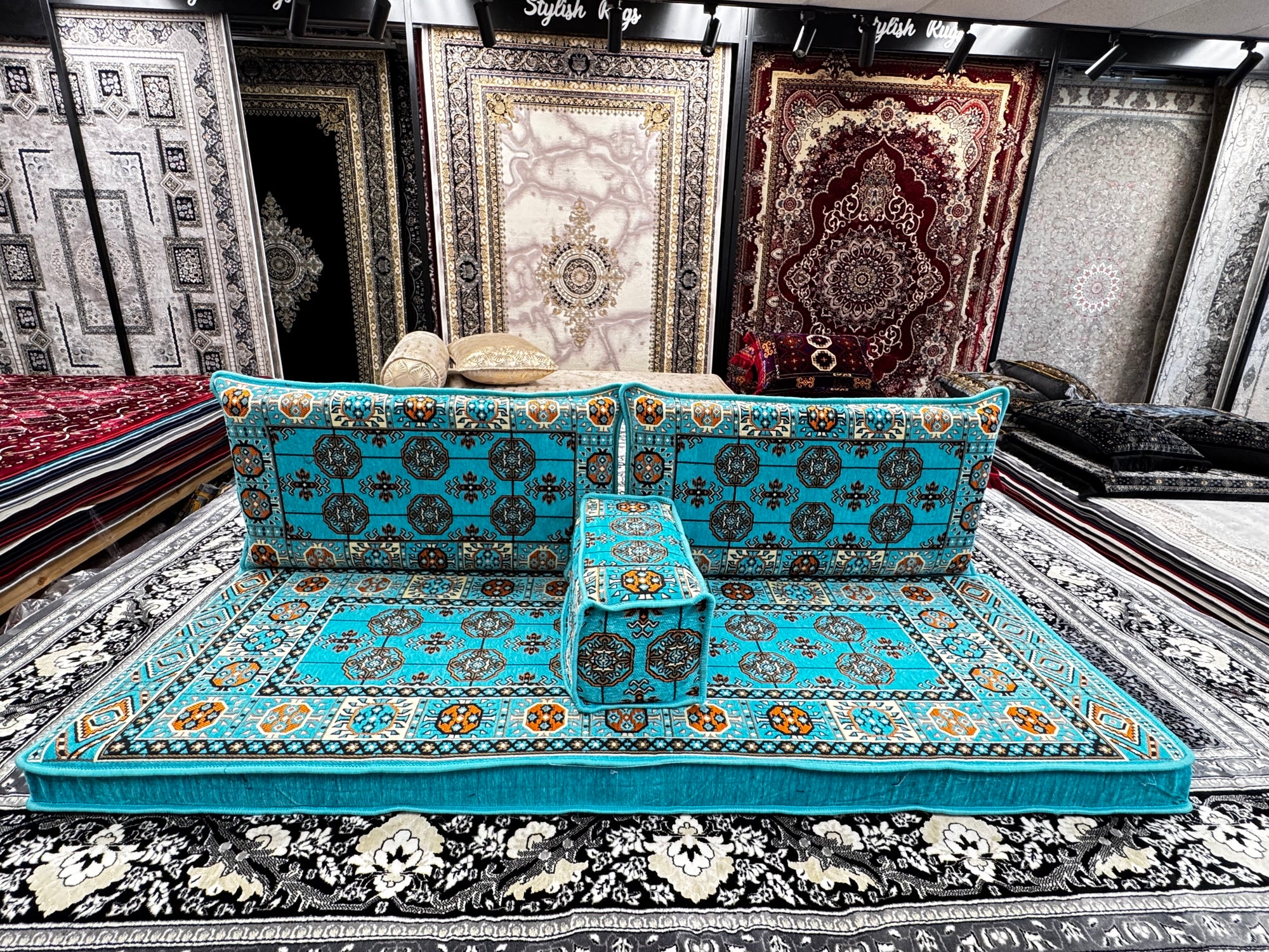 Turquoise Luxurious Majlis 4-Piece Arabic Floor Sofa Set