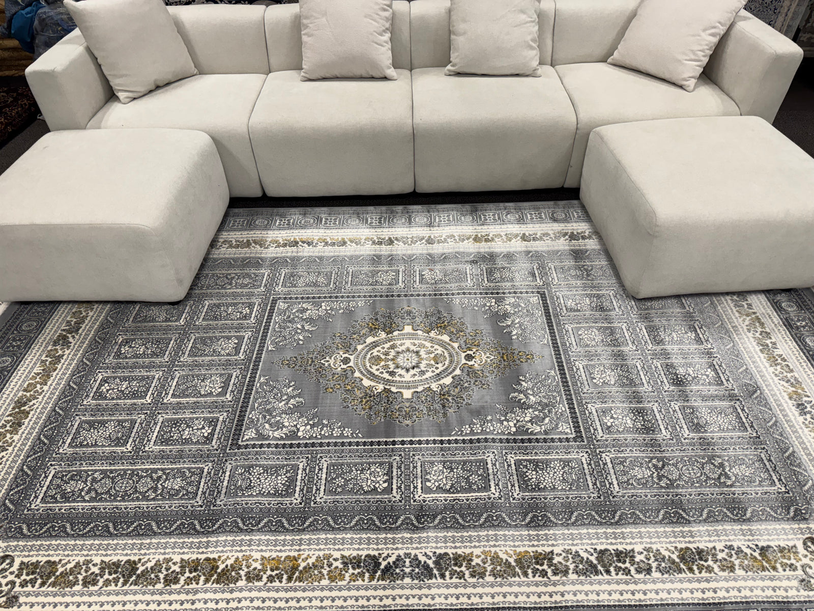 2026 Gray and Silver Luxury Traditional Medallion Rug 1200 Reeds | Stylish Rugs & Carpets