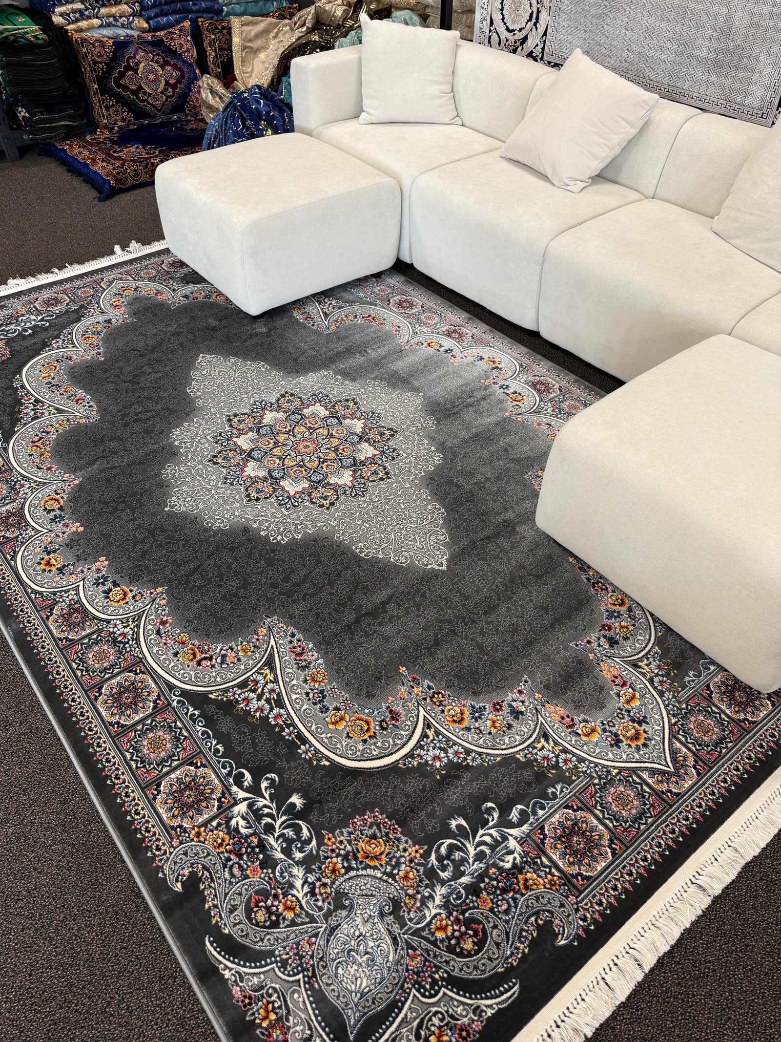 2026 Luxury Traditional Persian-Inspired Rug Dark Gray Ornate Medallion Arch Design 1200 Reeds