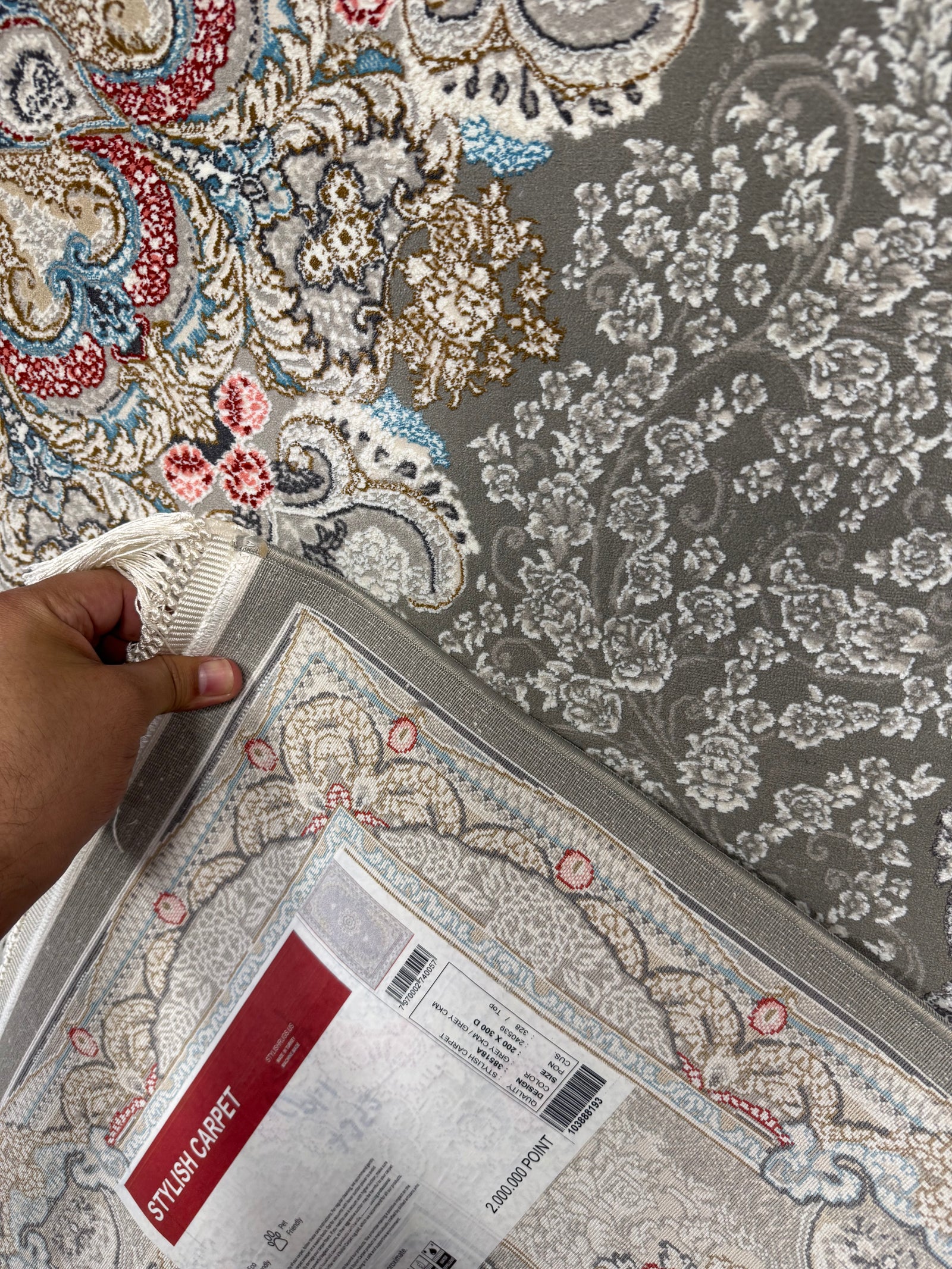 Persian Oval Carpet - Gray Background with Central Medallion and Pastel Accents - 2 Million Points