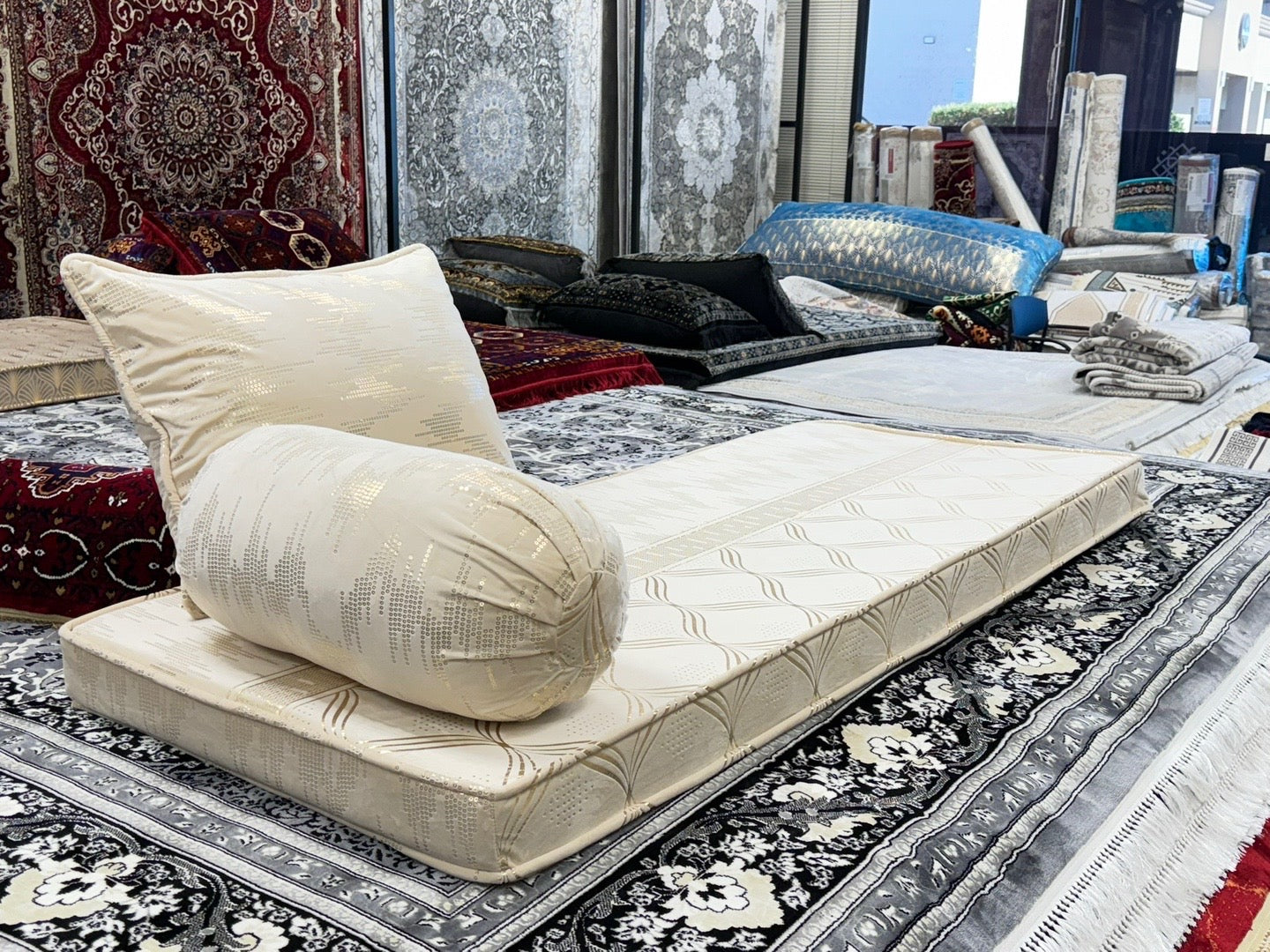 قاعدة أفغانية كابولي توشاك الإصدار الأول