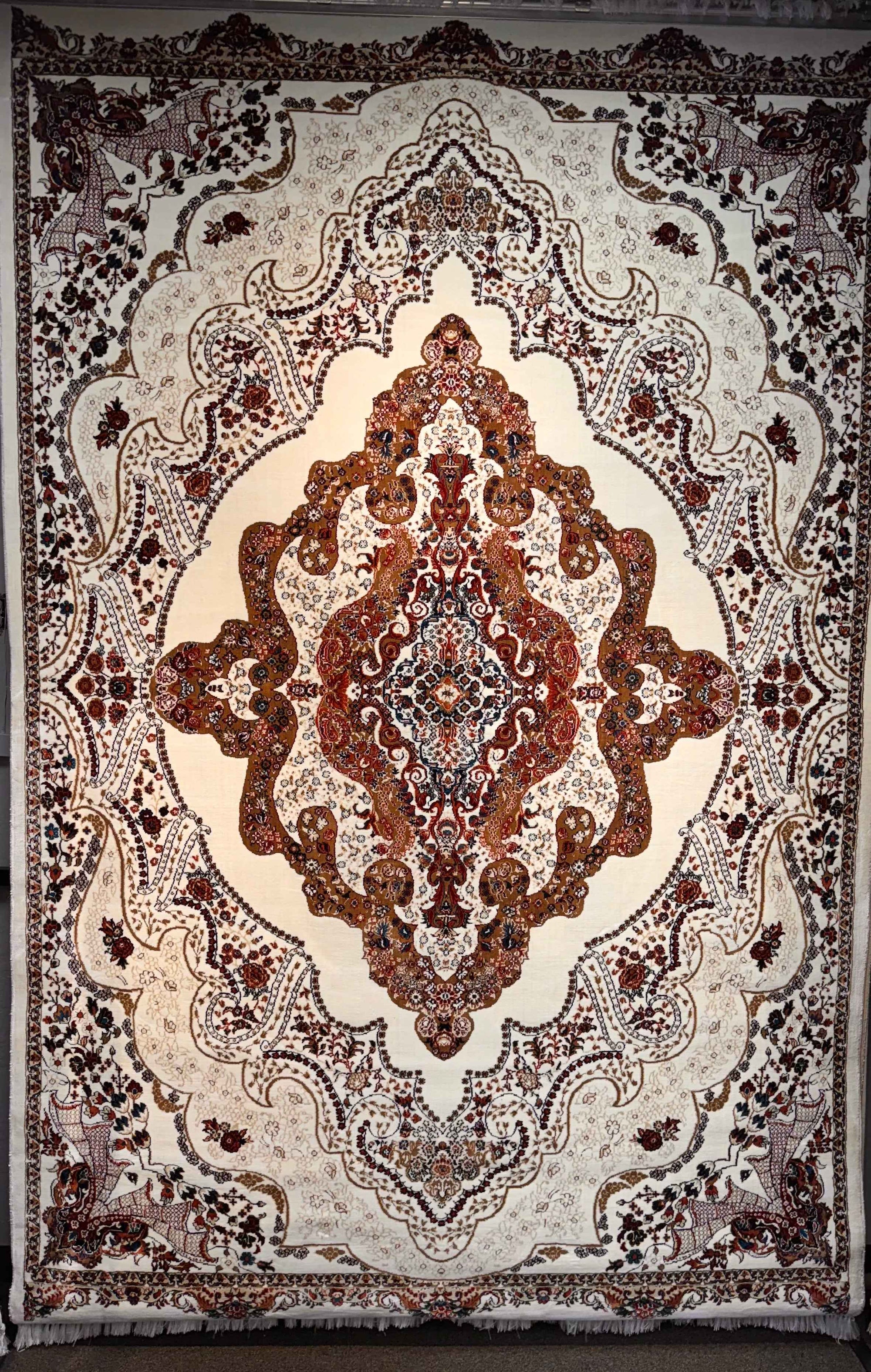 Luxury Cream Brown Persian Rug with 1.5 Million Points