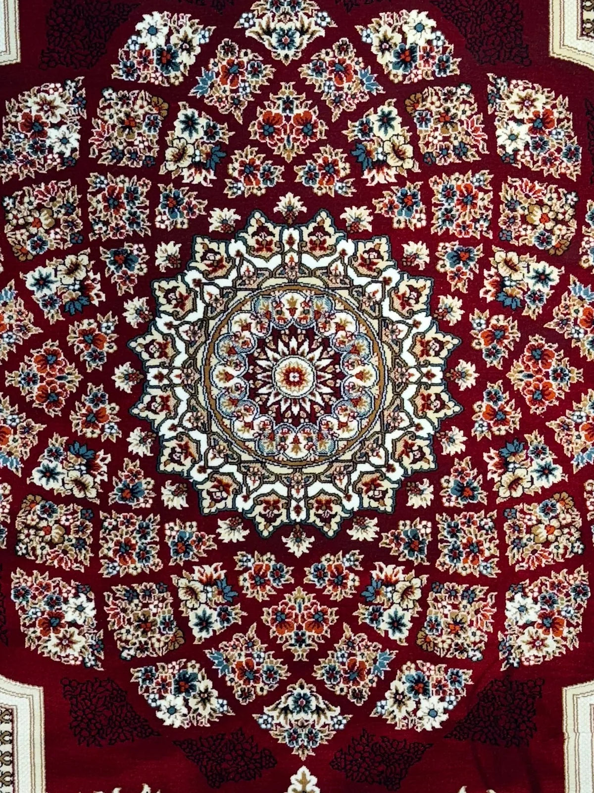 Red Persian Medallion Rug — 1200 Reeds medallion detail