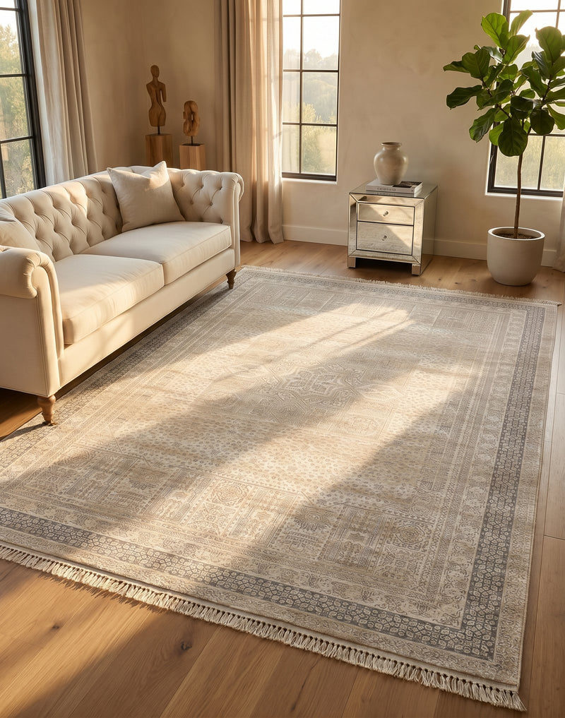 Cream vintage wash rug from the Shadow line, Art Silk pile